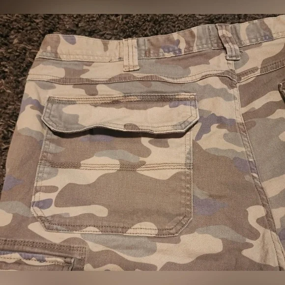 Red Head Brand Co Size 38 Camouflage Men’s Cargo Shorts EUC - Picture 4 of 5